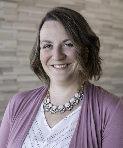 Jacqueline Frazee headshot